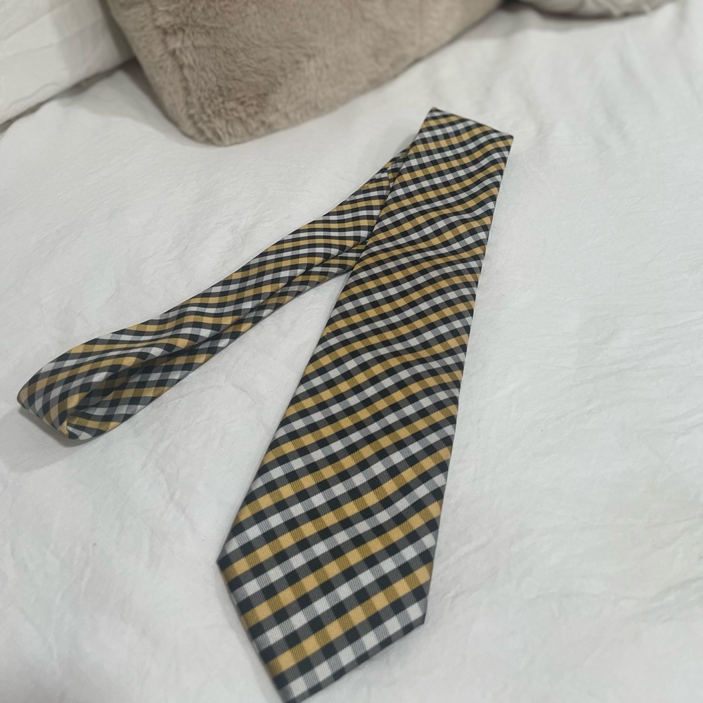 Classic Checkered Tie in Black, White, and Yellow